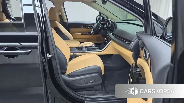 Kia Carnival 4th generation 2023 Черный из Кореи, фото 2