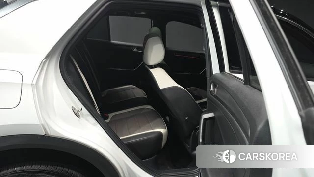 Volkswagen T-Roc 2021 Белый из Кореи, фото 2