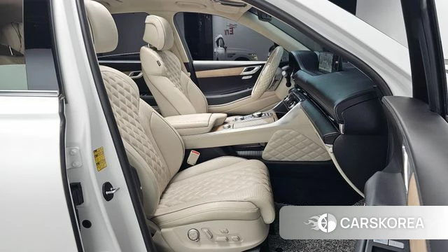 Genesis GV80 2023 Белый из Кореи, фото 2
