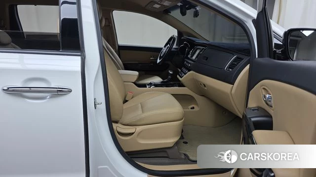 Kia All New Carnival 2018 Белый из Кореи, фото 2