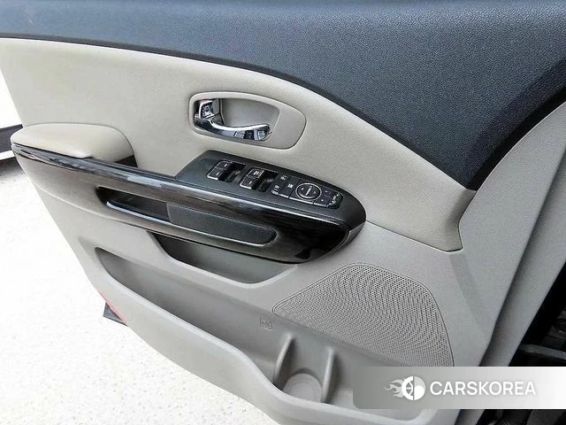 Kia The New Carnival 2019 Черный из Кореи, фото 2