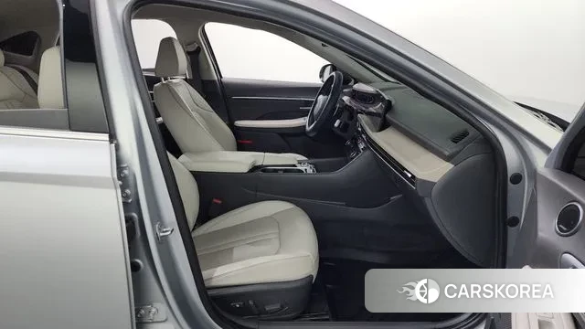 Hyundai Sonata D Edge (DN8) 2024 Серебристо-серый из Кореи, фото 2