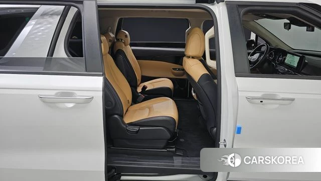 Kia Carnival 4th generation 2023 Белый из Кореи, фото 2