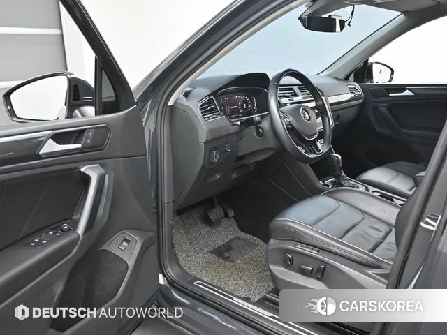 Volkswagen Tiguan second Generation 2020 Серый из Кореи, фото 2