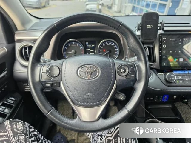 Toyota RAV4 2018 Белый из Кореи, фото 2