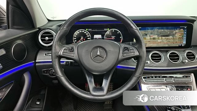 Mercedes-Benz E-Class W213 2018 Белый из Кореи, фото 2