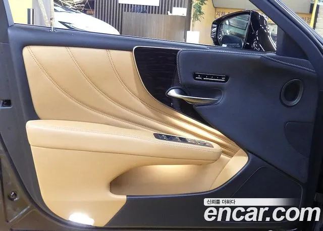 Lexus LS500 5th generation 2022 Черный из Кореи, фото 2