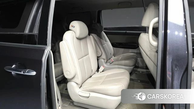 Kia The New Carnival 2018 Серый из Кореи, фото 2