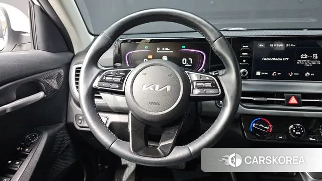 Kia The New Seltos 2023 Белый из Кореи, фото 2