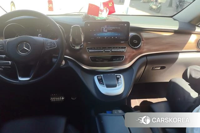 Mercedes-Benz V-class 2023 Черный из Китая, фото 2