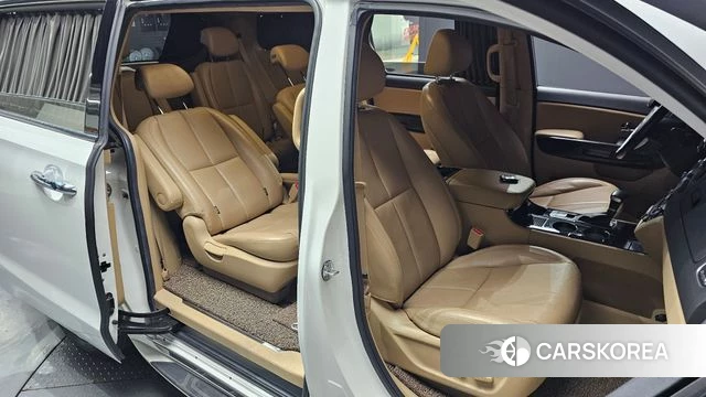Kia The New Carnival 2019 Белый из Кореи, фото 2