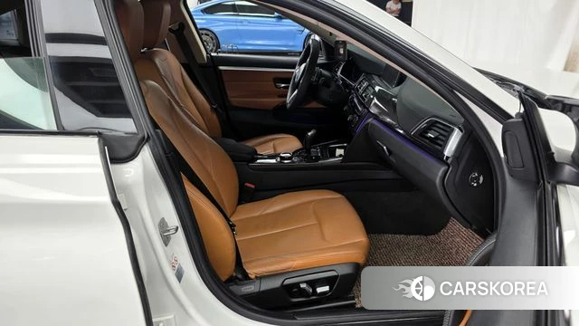 BMW 4 Series (F32) 2018 Белый из Кореи, фото 2