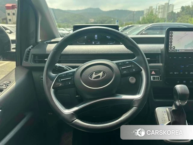 Hyundai Staria 2025 Белый из Кореи, фото 2