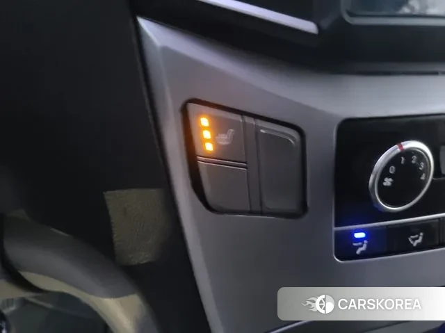 Hyundai The New Grand Starex 2018 Черный из Кореи, фото 2