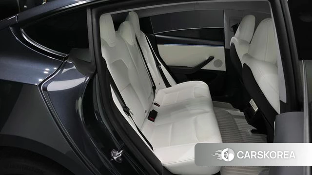 Tesla Model 3 2025 Серый из Кореи, фото 2