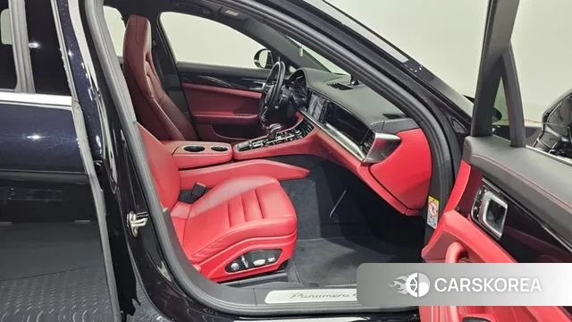 Porsche Panamera (971) 2018 Синий из Кореи, фото 2