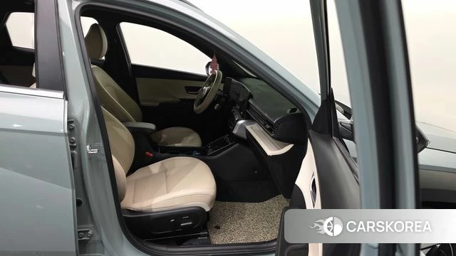 Hyundai Kona (SX2) 2023 Цвет галактики из Кореи, фото 2