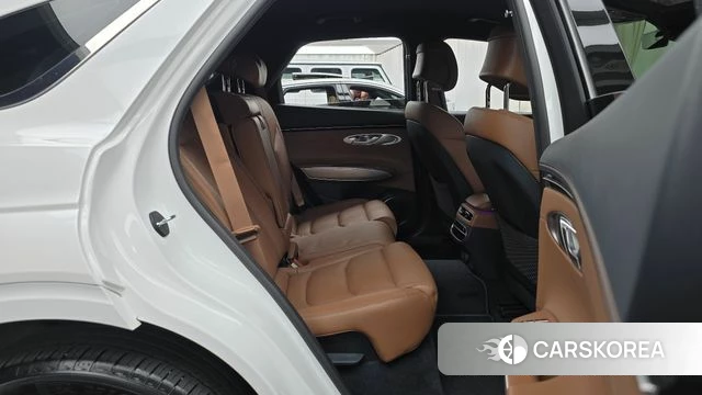Genesis GV70 2021 Белый из Кореи, фото 2