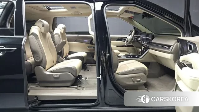 Kia Carnival 4th generation 2023 Черный из Кореи, фото 2