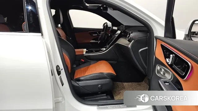 Mercedes-Benz GLC-Class X254 2024 Белый из Кореи, фото 2