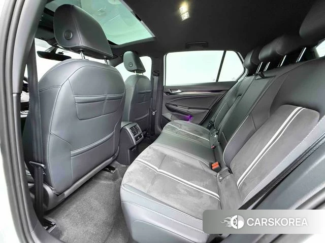 Volkswagen Golf 2022 Белый из Китая, фото 2