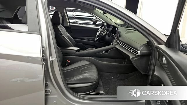 Hyundai Avante (CN7) 2020 Серебристо-серый из Кореи, фото 2