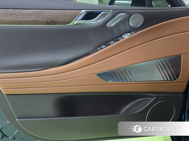 Genesis G80 (RG3) 2021 Темно-зеленый из Кореи, фото 2