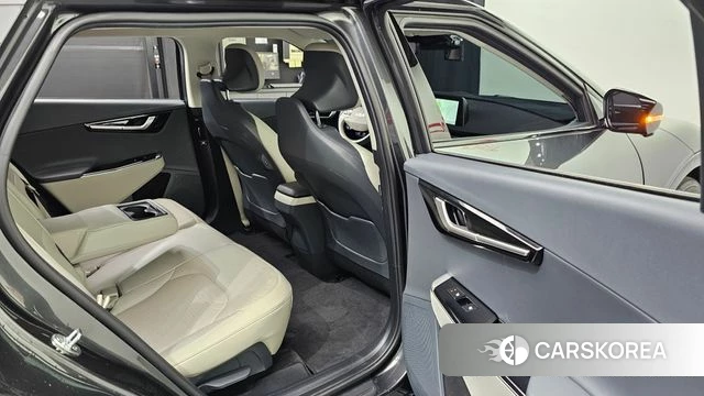 Kia EV6 2022 Серый из Кореи, фото 2