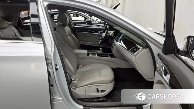 Genesis G80 2018 Серебряный из Кореи, фото 2