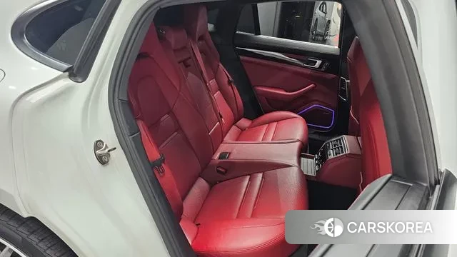 Porsche Panamera (971) 2021 Белый из Кореи, фото 2