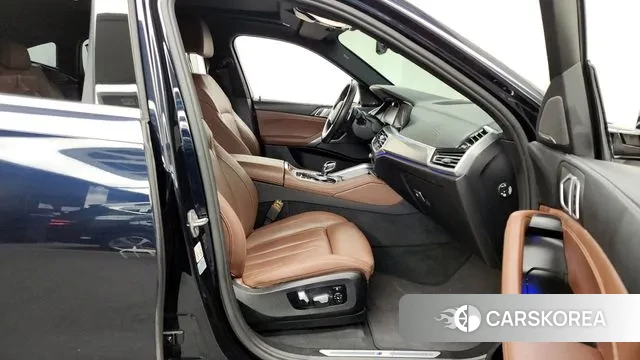 BMW X6 (G06) 2020 Черный из Кореи, фото 2