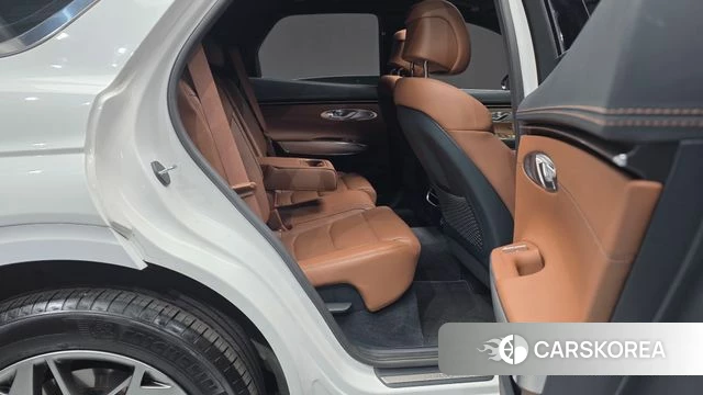 Genesis GV70 2022 Белый из Кореи, фото 2