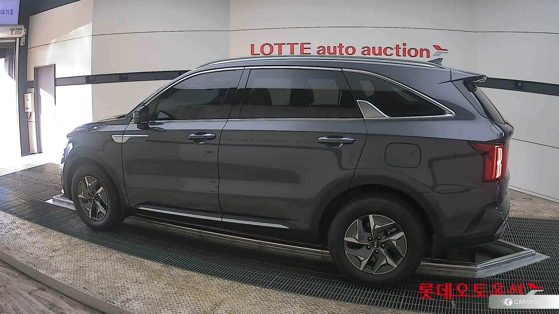 Kia Sorento Hybrid 2021 Другое из Кореи, фото 2