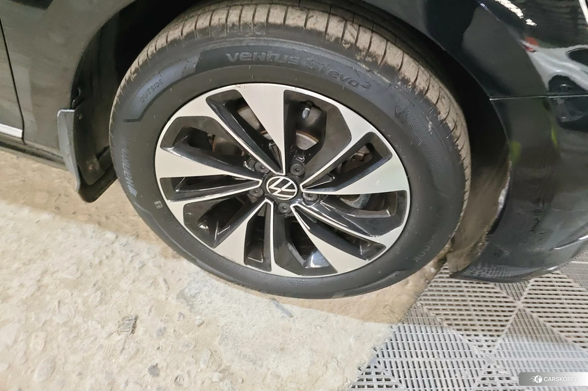 Volkswagen Passat 2021 Черный из Китая, фото 2