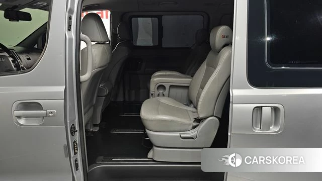 Hyundai The New Grand Starex 2019 Серебряный из Кореи, фото 2