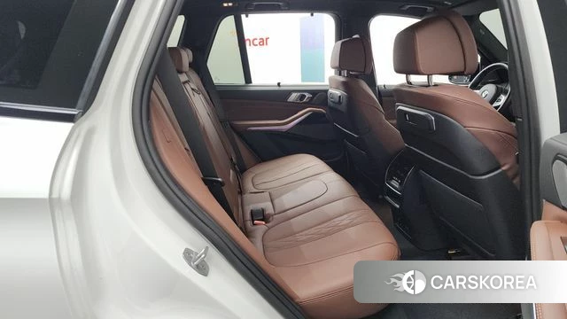 BMW X5 (G05) 2024 Белый из Кореи, фото 2