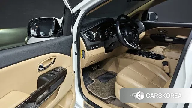 Kia The New Carnival 2018 Белый из Кореи, фото 2