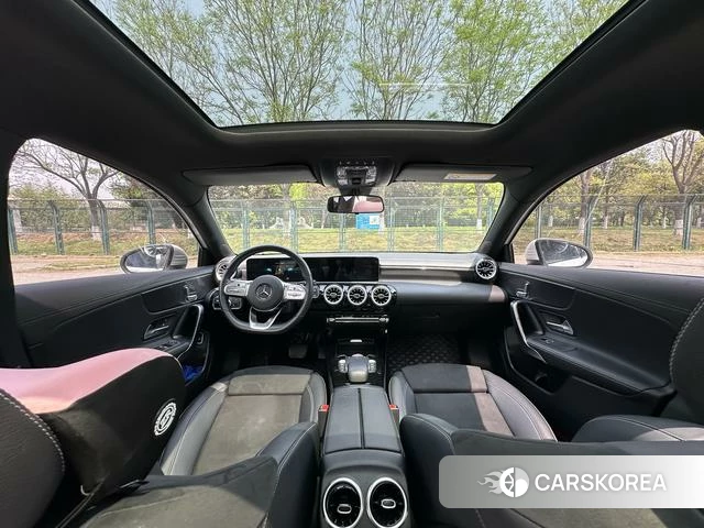 Mercedes-Benz Class A 2021 Белый из Китая, фото 2