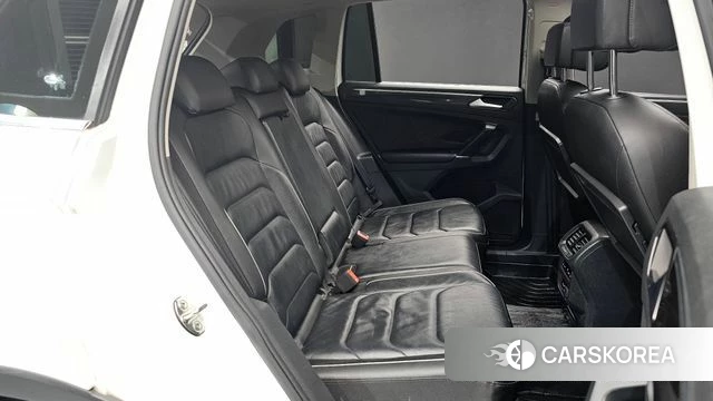 Volkswagen Tiguan second Generation 2018 Белый из Кореи, фото 2