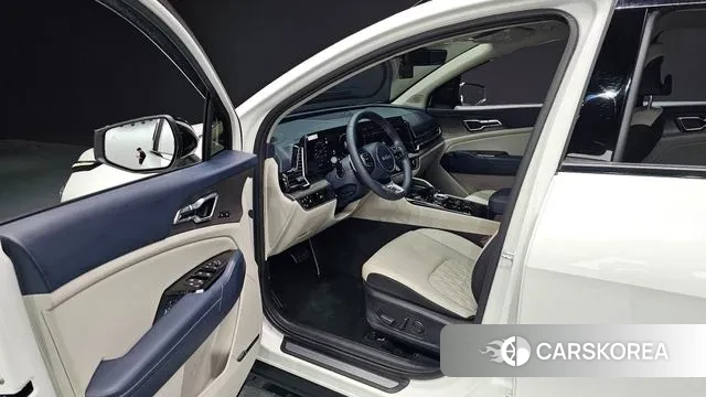 Kia Sportage 5th Generation 2023 Белый из Кореи, фото 2