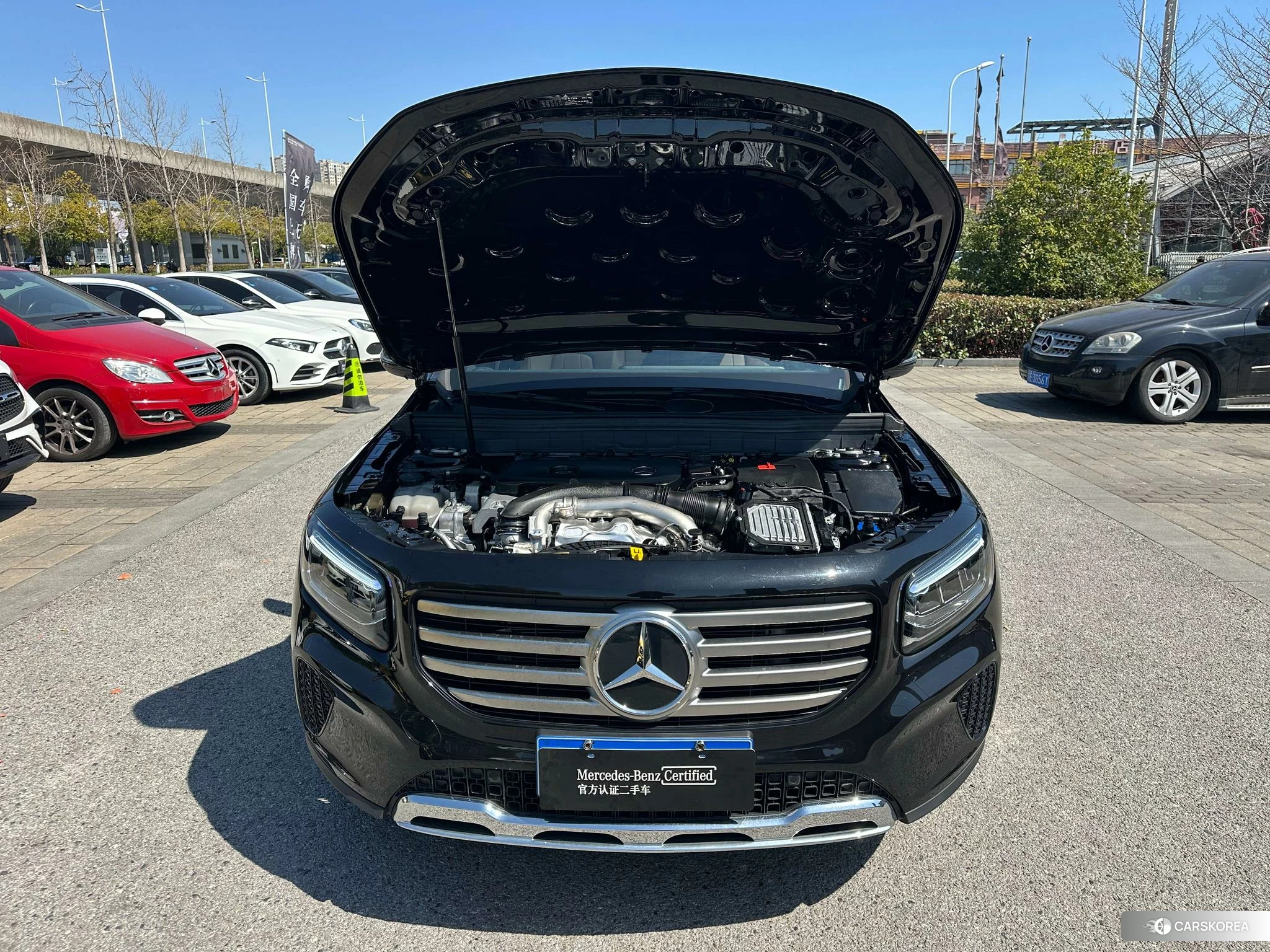 Mercedes-Benz GLB 2025 Черный из Китая, фото 2