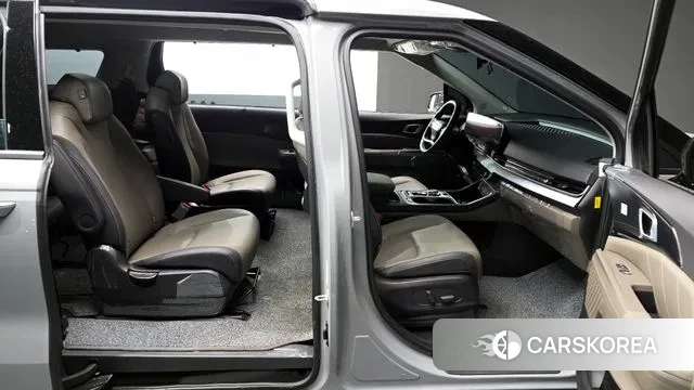 Kia The New Carnival 4th Generation 2025 Серый из Кореи, фото 2