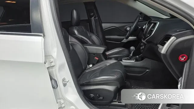 Jeep Cherokee (KL) 2018 Белый из Кореи, фото 2