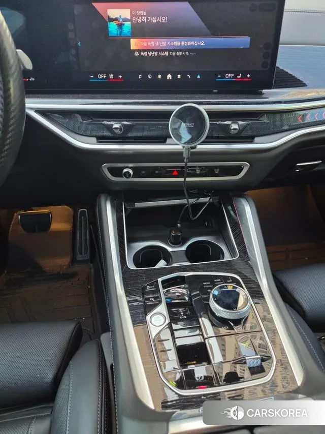 BMW X6 (G06) 2024 Небесно-голубой из Кореи, фото 2