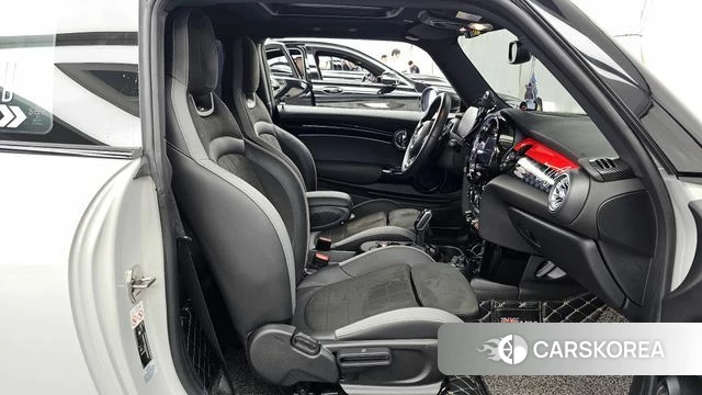 Mini Cooper S 2021 Серебряный из Кореи, фото 2