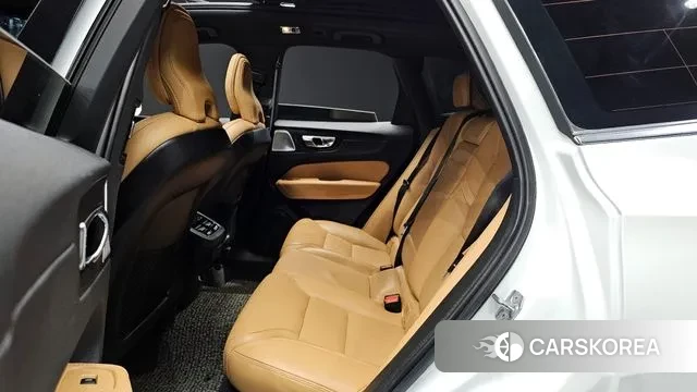Volvo XC60 second Generation 2019 Белый из Кореи, фото 2