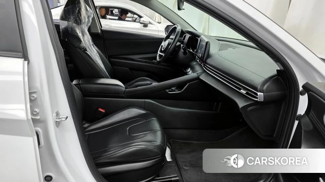 Hyundai Avante (CN7) 2021 Белый из Кореи, фото 2