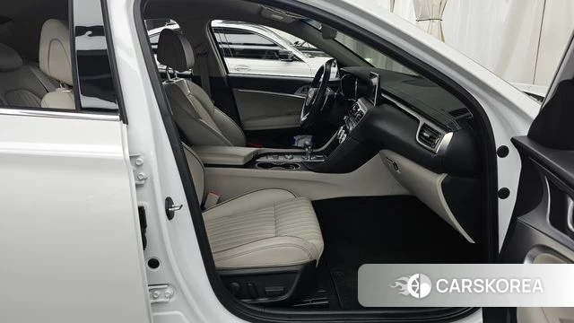 Genesis G70 2020 Белый из Кореи, фото 2