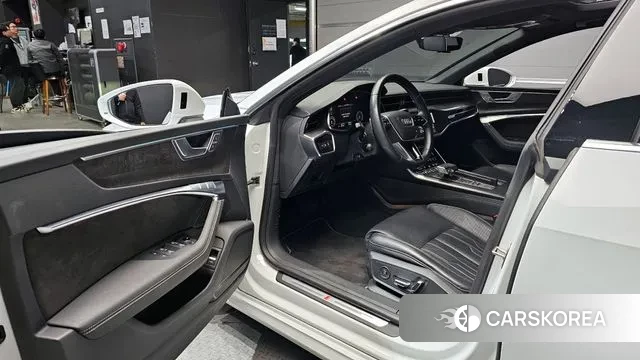 Audi A7 (4K) 2021 Белый из Кореи, фото 2