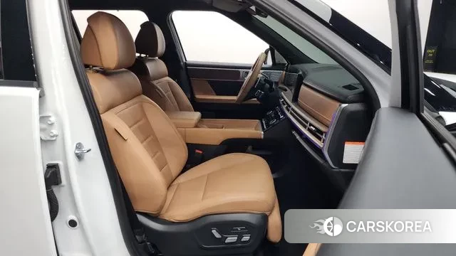 Hyundai Santa Fe (MX5) 2025 Белый из Кореи, фото 2